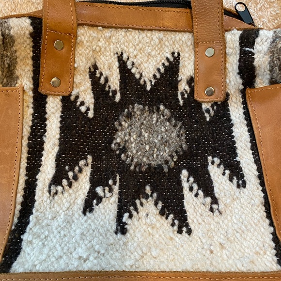 Humble Hilo Wool Convertible Bag - Picture 2 of 7